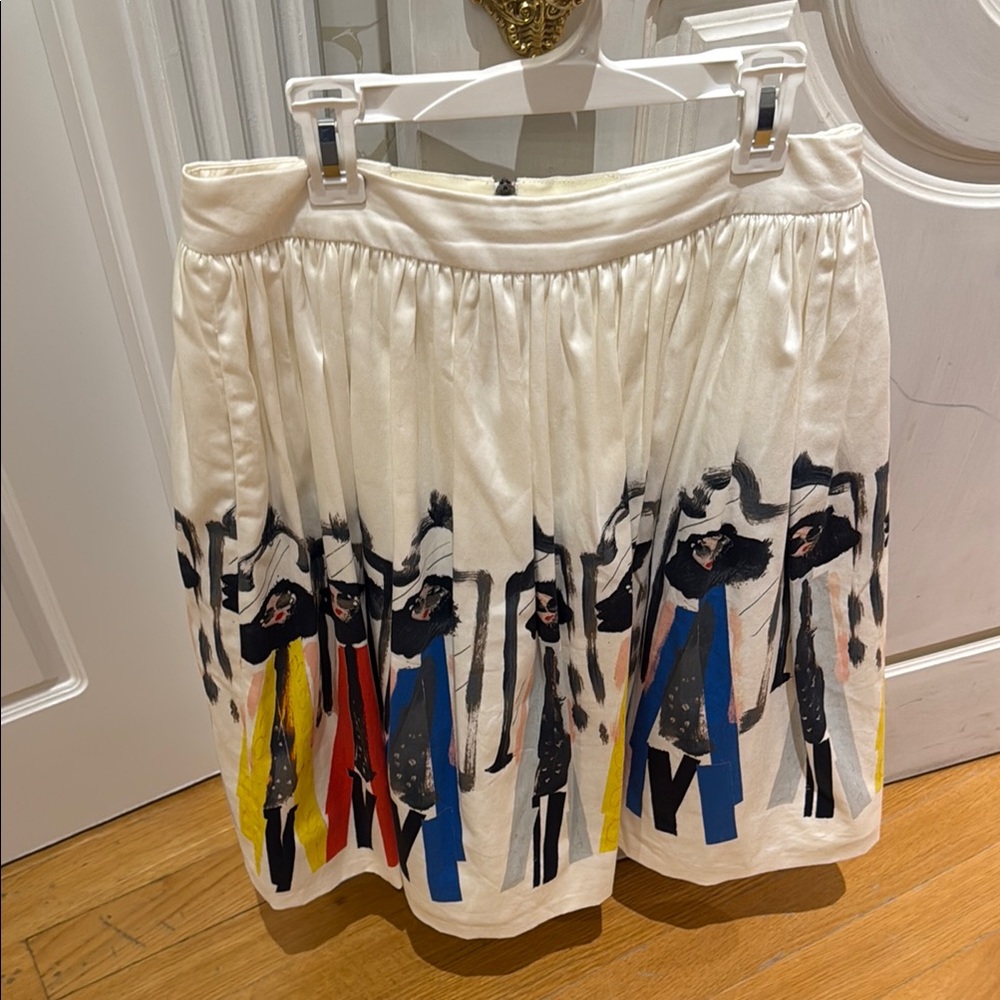 Alice and olivia Stylish Women's Skirt with Fashion Print
Missing label